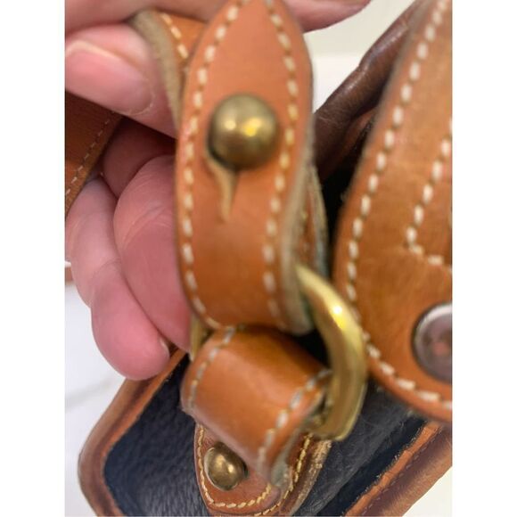 Dooney & Bourke VTG Shoulder Bag - Picture 7 of 12